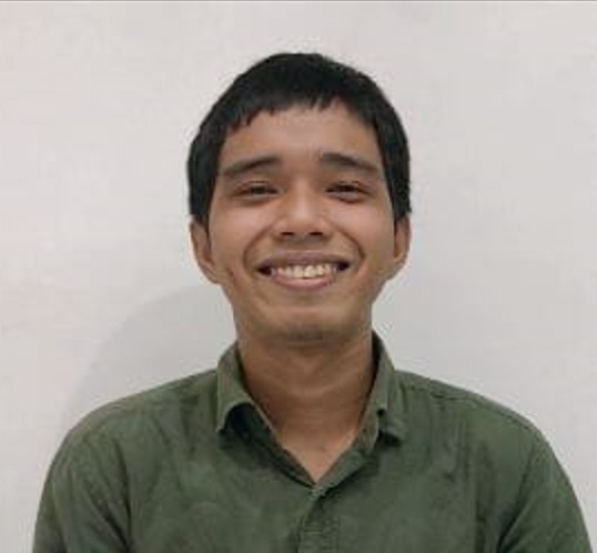 Fitrah Ramadhan, Guru Bahasa Isyarat