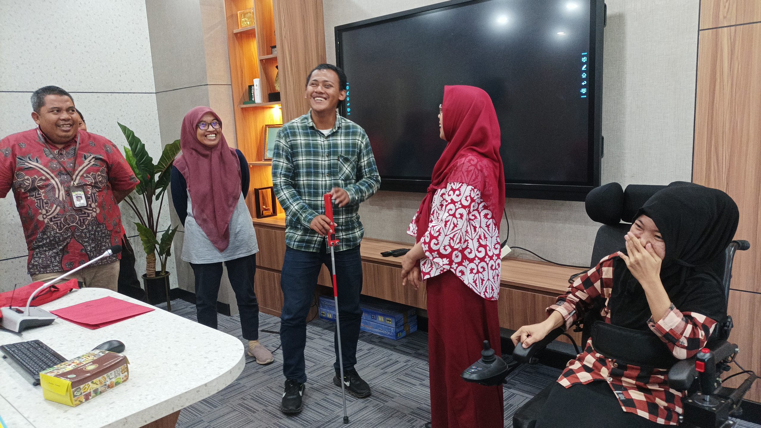 Menyambut Hak Disabilitas di Universitas Hasanuddin: Perjalanan Menuju Inklusi