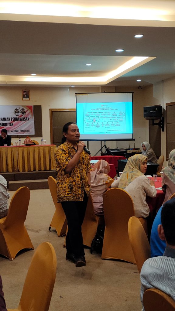 Ishak Salim, fasilitator diskusi di Bawaslu