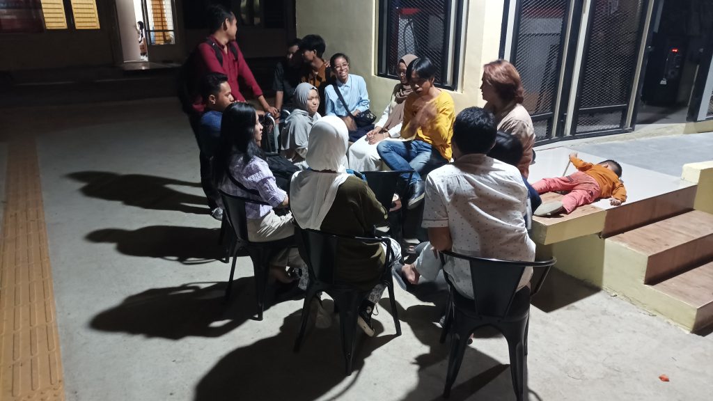 Evaluasi Juru Bahasa isyara oleh Fitrah