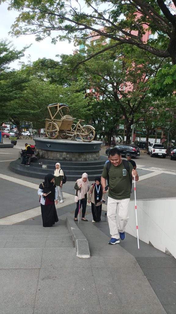 Menguji Ram Masjid Terapung